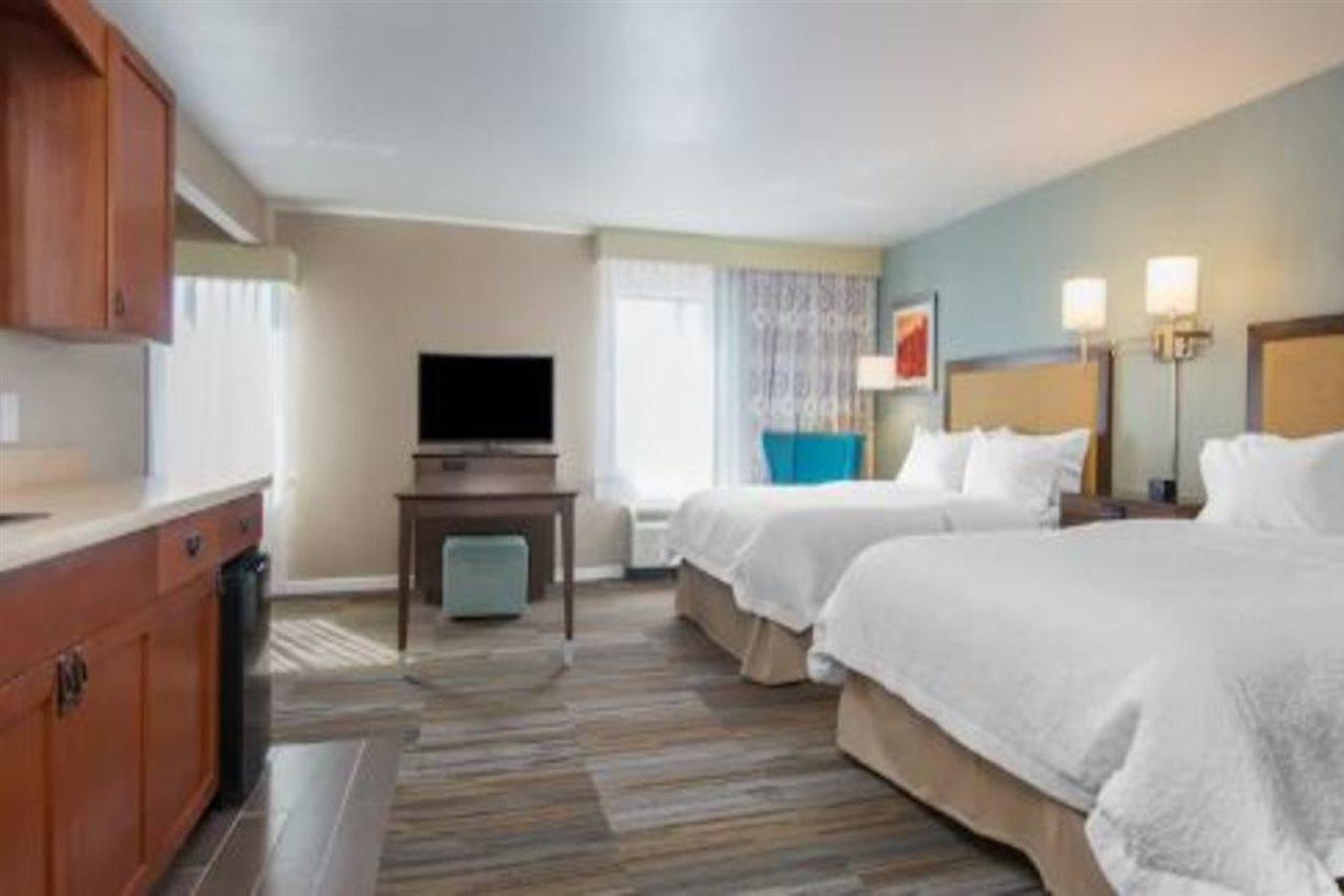 Hampton Inn&suites Alamos Hotel 3*